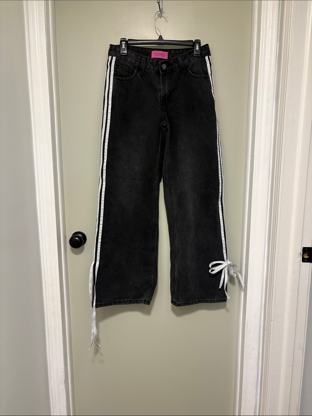 TELEPATIA wide leg distressed black jeans. Size 5/27